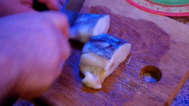 Рыбный суп с морского зайца ( химера ), с пастернаком и сельдереем смотреть онлайн