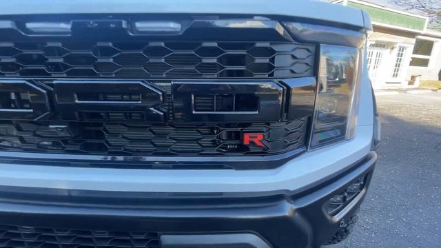 2023 Ford F-150 Raptor R Walk Around Video смотреть онлайн