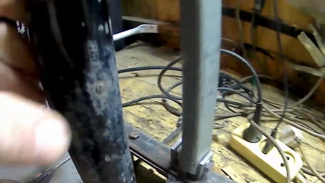 Своими Руками .Сверлильный Станок Без Токарки. смотреть онлайн