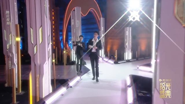 【ENG SUB】Xiao Zhan at Tencent's Tenth Anniversary Ceremony смотреть онлайн