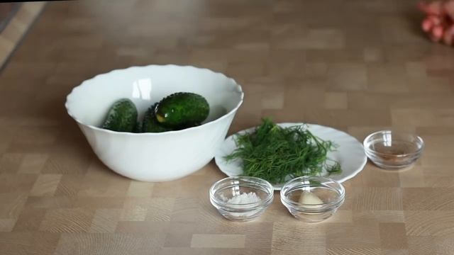 Малосольные огурцы быстрого приготовления 2 простых рецепта ? Quick Pickled Cucumbers смотреть онлайн