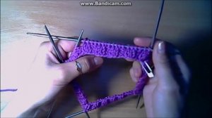 Удлиненная ультрамодная  шапка спицами.Шапка с отворотом на девочку 10-12 лет