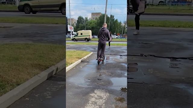 Электросамокат KugooKirin M4 Pro Подольск www.kugoo-podolsk.ru смотреть онлайн