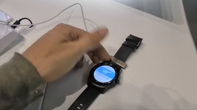 LG G Watch R IFA 2014 смотреть онлайн