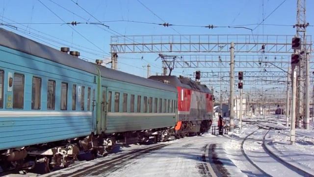 Отправление ЭП2К-263 с поездом №084Ц Москва — Караганда смотреть онлайн