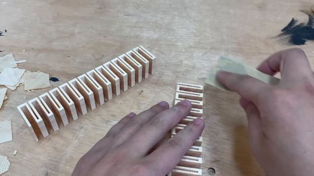 木材をファスナーみたいに噛ませていくと？ смотреть онлайн