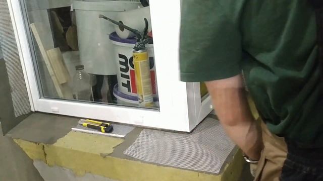 Диагональные и внутренние косынки, перетяжка оконных откосов в системе СФТК Мокрый Фасад Baumit