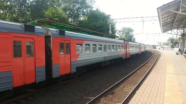 ЭД4М-0197, ЭД4М-0066 и ЭД4М-0462 ОАО РЭКС На станции Андроновка (Фрезер)