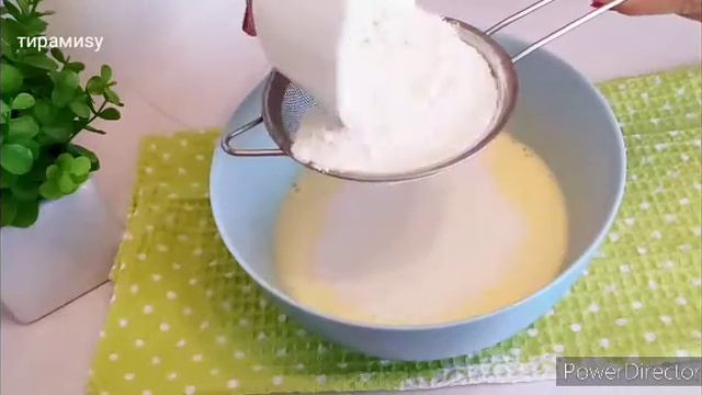 Вкусный пирог из ПРОСТЫХ продуктов/Пирог с заварным кремом за 30 минут/Простий пиріг до чаю смотреть онлайн