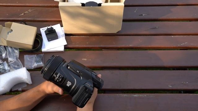 Nikon Coolpix P1000 - Unboxig