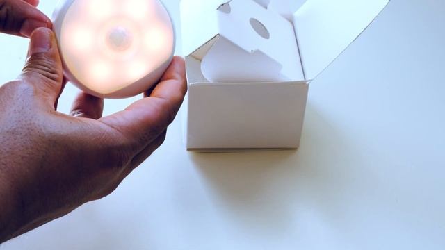 Xiaomi Yeelight Motion Sensor Night Light Review смотреть онлайн