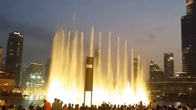 Шоу фонтанов Дубай смотреть онлайн