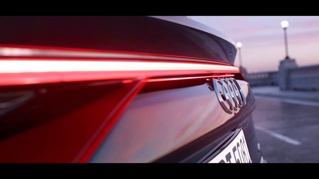 Audi Q8 - Unreal Engine 4.26 RTX Animation смотреть онлайн