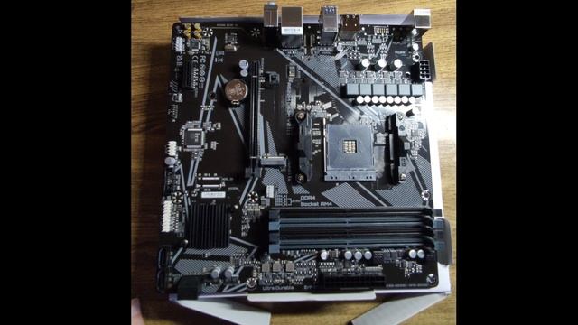 Новинка от Gigabyte A520M DS3H V2 смотреть онлайн