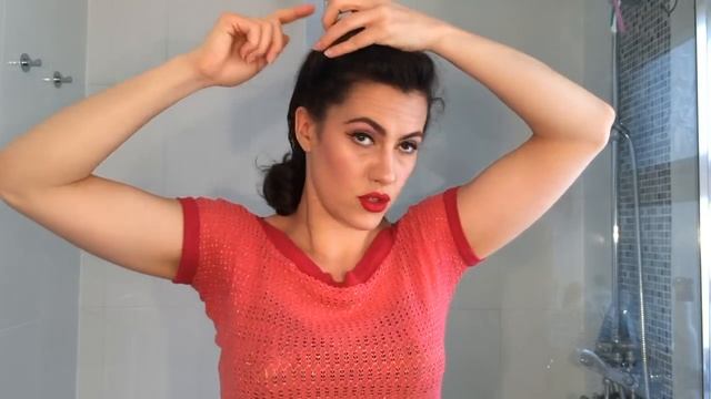 Easy Victory Roll Tutorial⎟VINTAGE TIPS & TRICKS смотреть онлайн