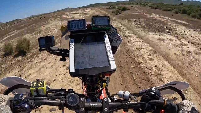 Itchy Boots races BAJA RALLY. Stage 1 - CRASH & BROKEN TOWER. смотреть онлайн