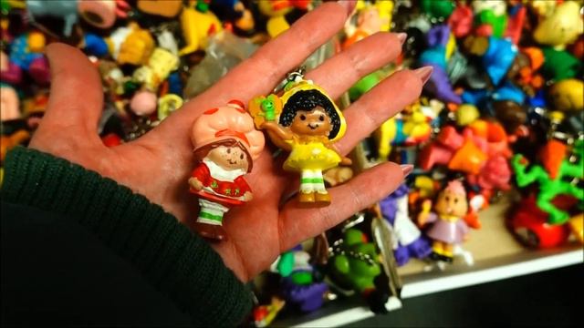 Part 2 - Flea market TOY HUNTING - My little Pony, Polly Pocket, Barbie - 90s, Y2K, modern toys смотреть онлайн