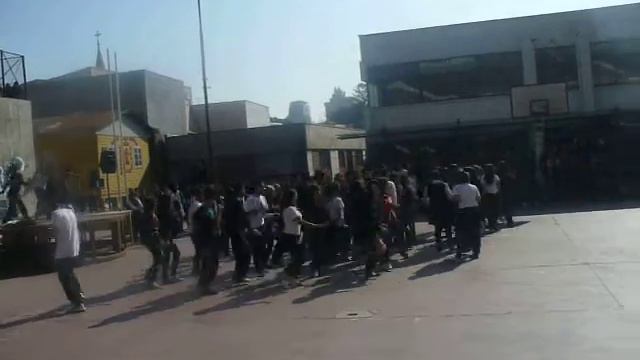 Baile , liceo Eduardo de la barra - Parte 2 смотреть онлайн