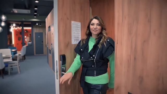 Капсульный хостел «FOX» смотреть онлайн