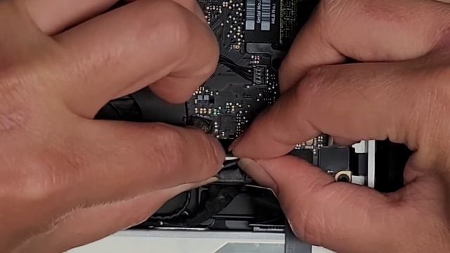 13" Inch MacBook Pro A1278 Disassembly RAM SSD Hard Drive Upgrade Quick Look Inside смотреть онлайн