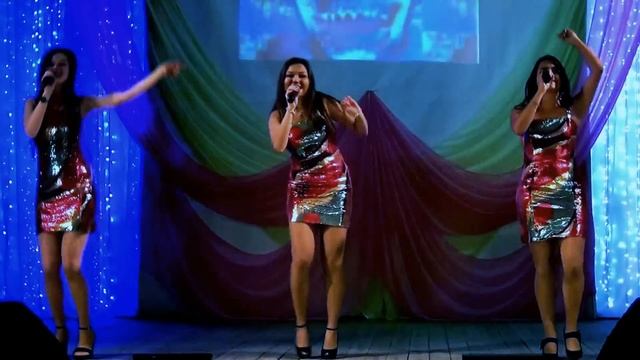 песня "Танцуй пока молодая" исп. шоу-группа "Fly!" на празднике танца "Терпсихора - 2015" смотреть онлайн