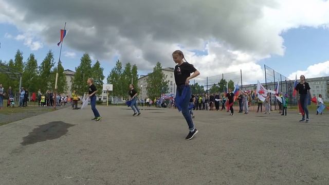 Флешмоб "Русь танцевальная" в п. Североонежск 12 июня 2018 г. смотреть онлайн