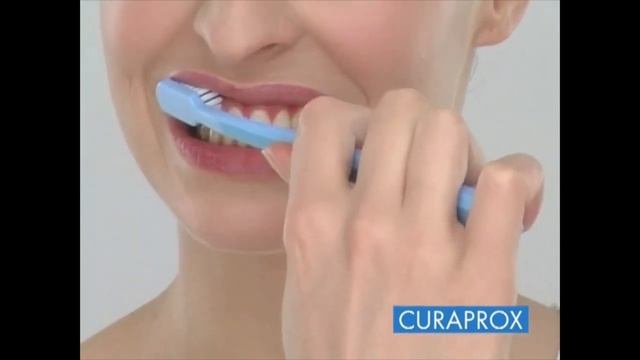 Техника чистки зубной щётки Curaprox