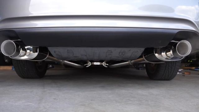 Tanabe medalion touring mufflers and Megan Mid-pipe, 2009 Infiniti M35 sound clip at cold start. смотреть онлайн