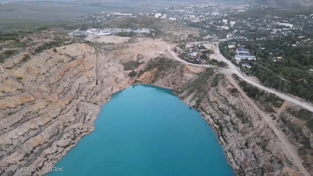 Карьерное озеро в Балаклаве смотреть онлайн