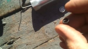 Почему не поступает бензин с бачка бензопилы в