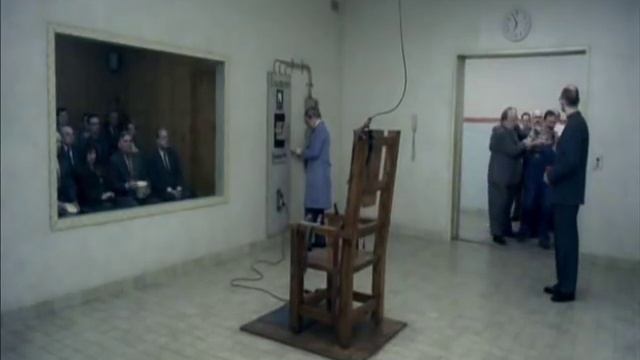 Du Levande (You, the Living) - The Electric Chair смотреть онлайн