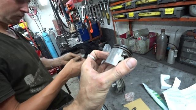 Что делать, если бачок потик, если клинит мотор и топконтент смотреть онлайн