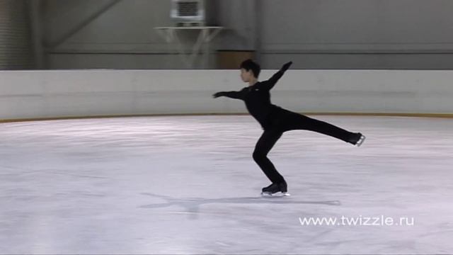 Тулуп (2 оборота) в исполнении Дениса Тена смотреть онлайн