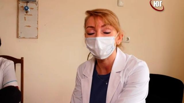 БЕРДЯНСК 2021 СРЕДИ ПЕРВЫХ МЕДИКОВ НА ВАКЦИНАЦИИ ОТ КОВИД ДЕПУТАТ КСЕНИЯ БУХАНОВА смотреть онлайн