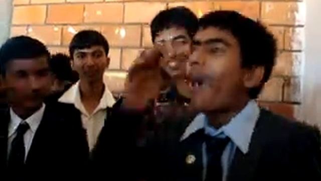 Arjun swallowing a whole Icecream in one gulp!!! too cool!!! смотреть онлайн