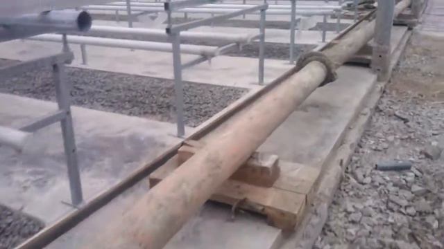 Бетононасос аренда.  Подача бетона на 120 метров при устройстве полов в теплице,сарае.