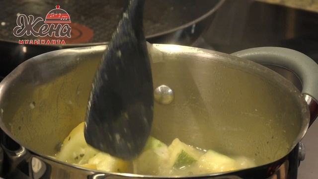 Вкуснейший СУП ПЮРЕ ИЗ КАБАЧКОВ С БЕКОНОМ. За уши не оттащишь от тарелки! :)