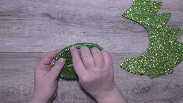 ШИКАРНАЯ НОВОГОДНЯЯ ЕЛОЧКА ИЗ КАРТОНА И ФОАМИРАНА своими руками.DIY Christmas Tree. смотреть онлайн