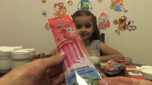 Домашний йогурт с разными вкусностями Homemade Yoghurt With Different Sweets