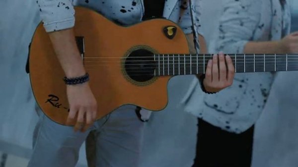 Rume_Yanis - La Mordidita (Руми и Янис)