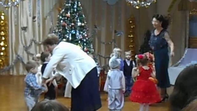 Утренник смотреть онлайн