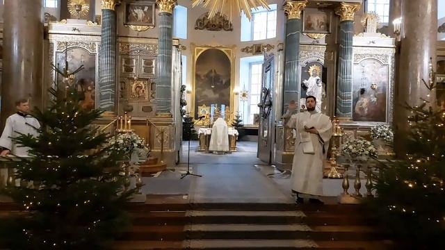Божественная литургия в праздник Рождества Христова в Казанском кафедральном соборе смотреть онлайн