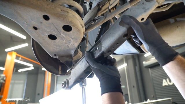 Wie NISSAN QASHQAI Limousine Querlenker Hinten / Achslenker Hinten Wechseln [AUTODOC TUTORIAL]