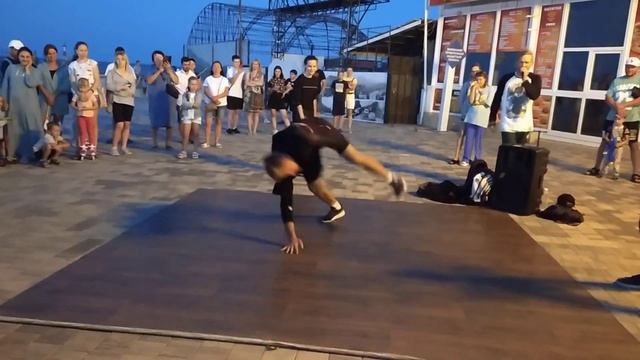 Алушта. выступление.Арсен смотреть онлайн