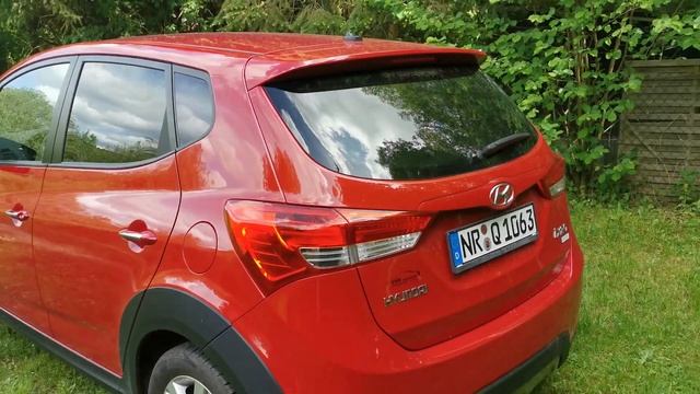 Hyundai ix20 Cross - wszystkie samochody mogą być takie jak on! смотреть онлайн