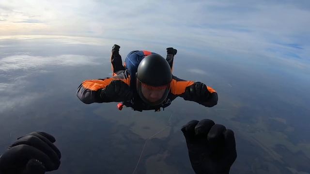 Скайдайвинг, зачет двоечка. Аэроклассика, ДЗ Ватулино, L410. USPA A License Check Dive, DZ Vatulino смотреть онлайн
