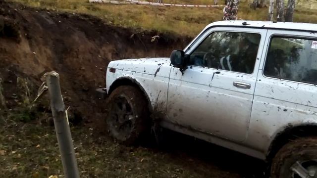 ПРОХОЖДЕНИЕ ТРАССЫ НИВА 21214м смотреть онлайн