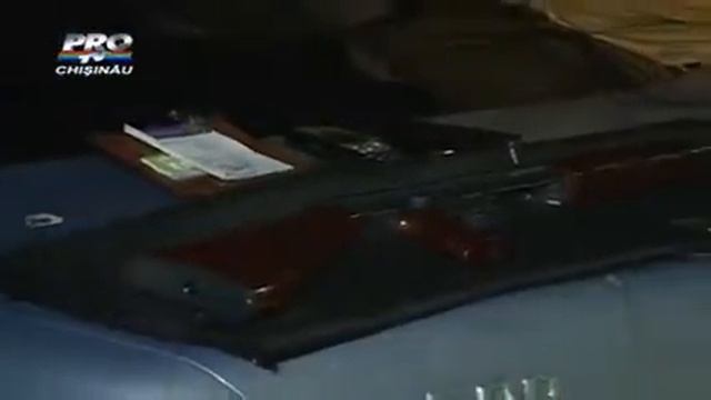 Alerta totala la Gara Auto de Nord un tinar a amenitat cu un automat de tip KALASNICOV смотреть онлайн