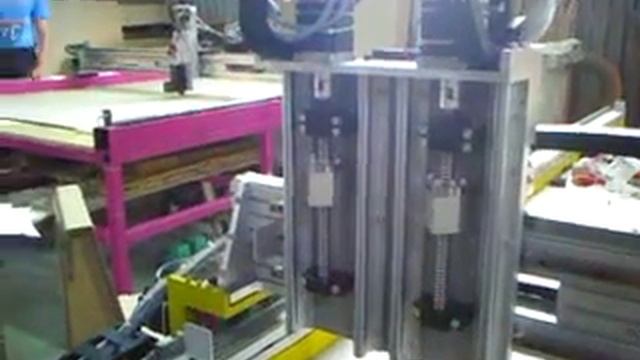 Отладка CNC фрезера для раскроя картона. смотреть онлайн