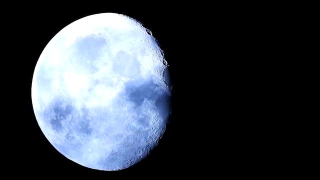 Сигарообразный НЛО на Луне! Они там летают! смотреть онлайн